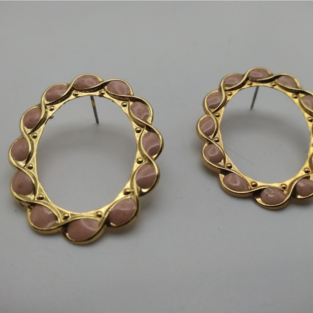 Angel kisses orange frame enamel earrings‎